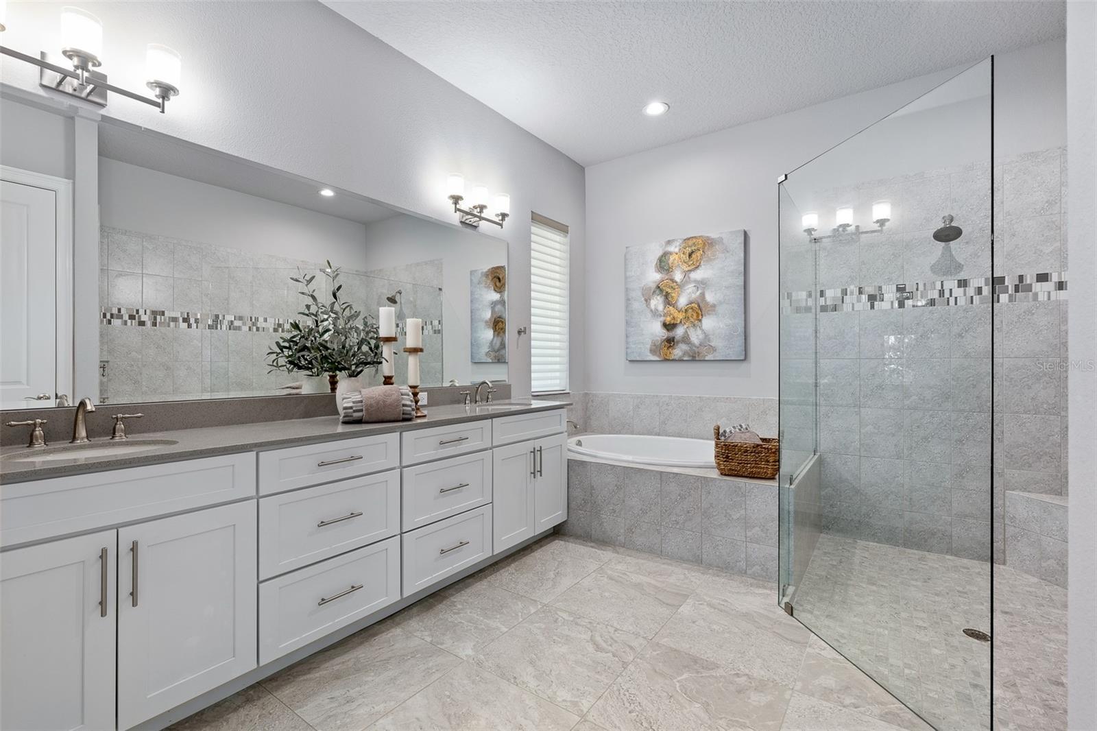 PLANTATION BAY SEC 2A-F UN 6 - Residential