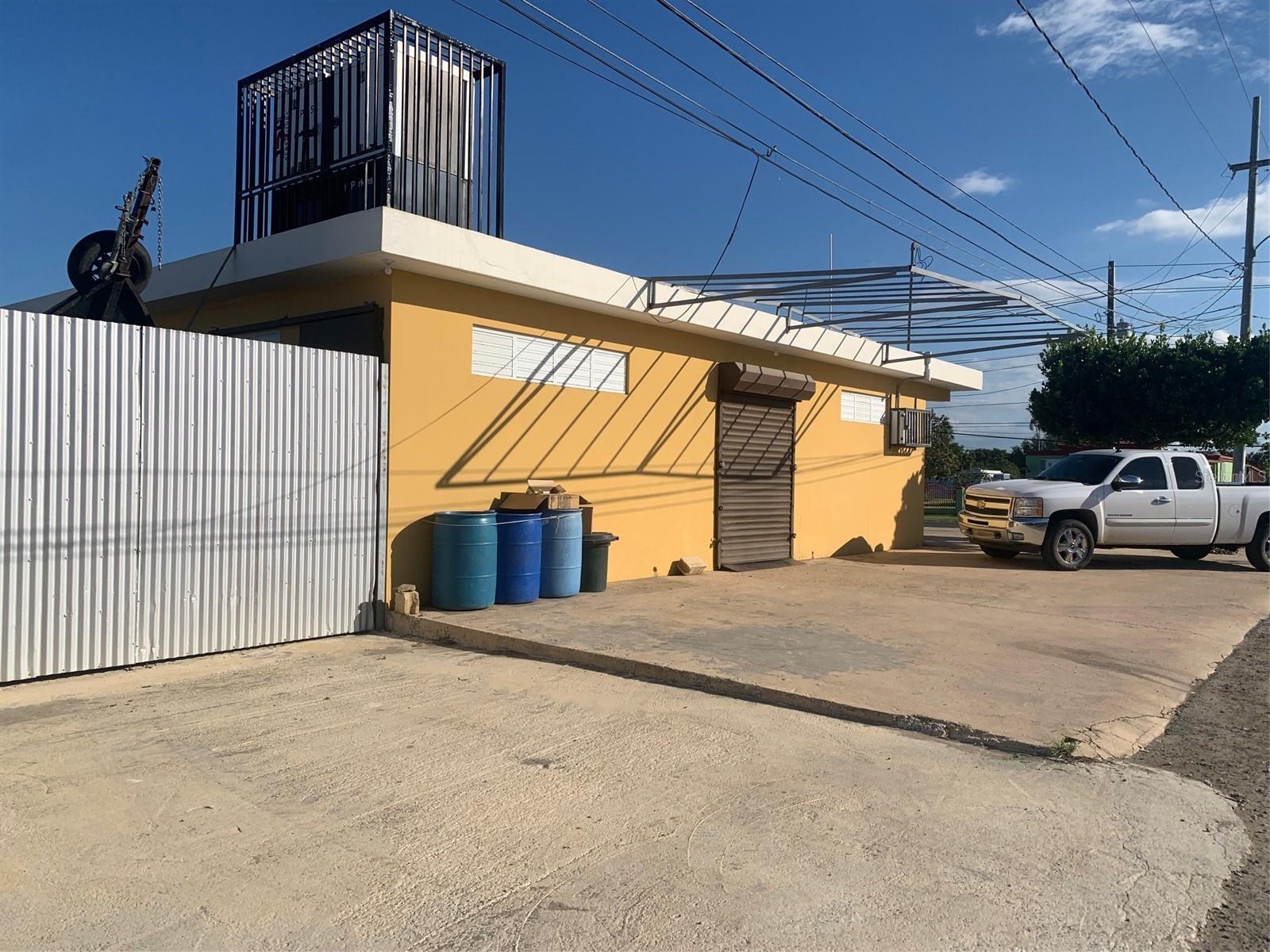 8406 AVENIDA JOBOS