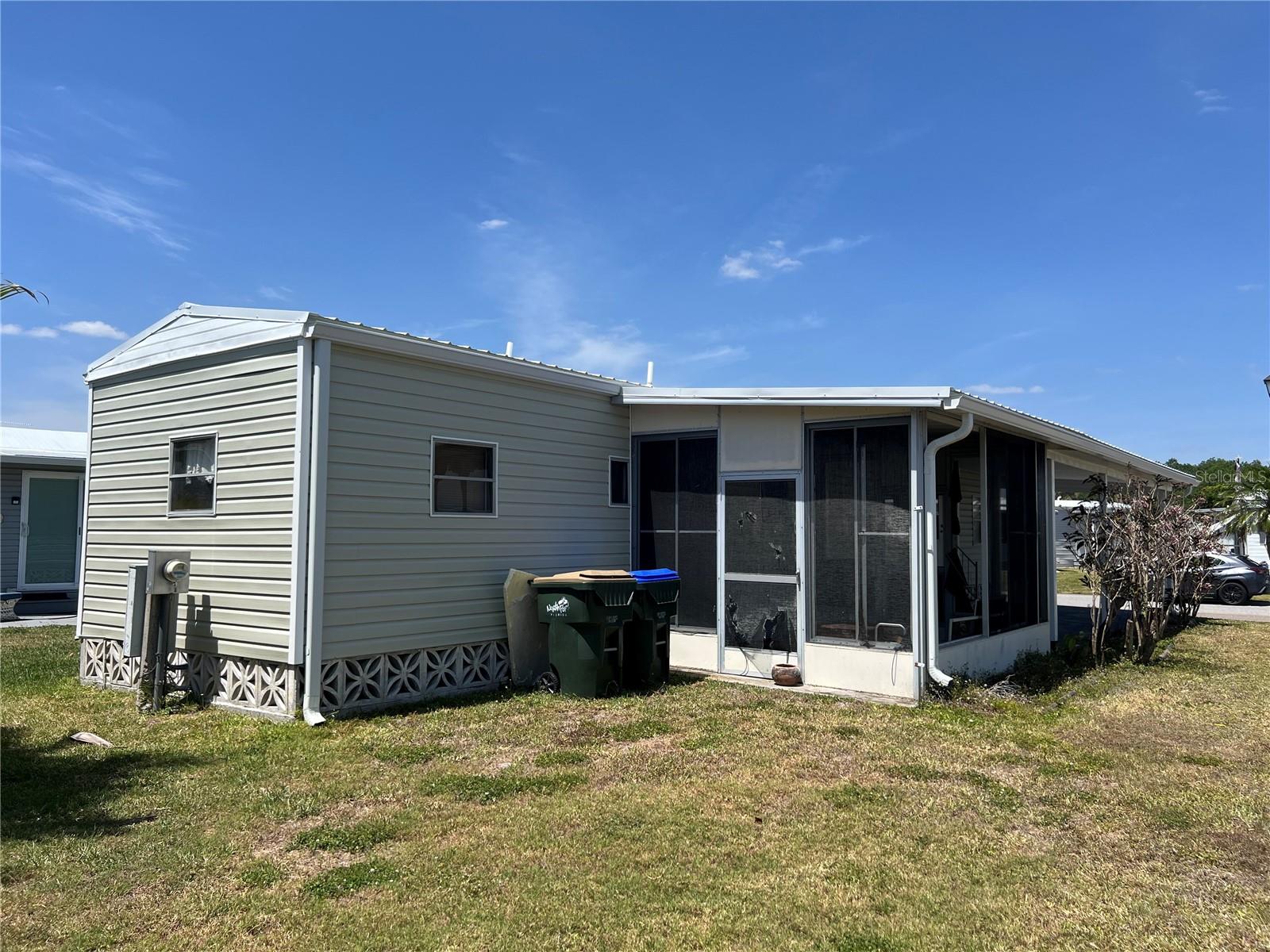 HOLIDAY PARK - Residential
