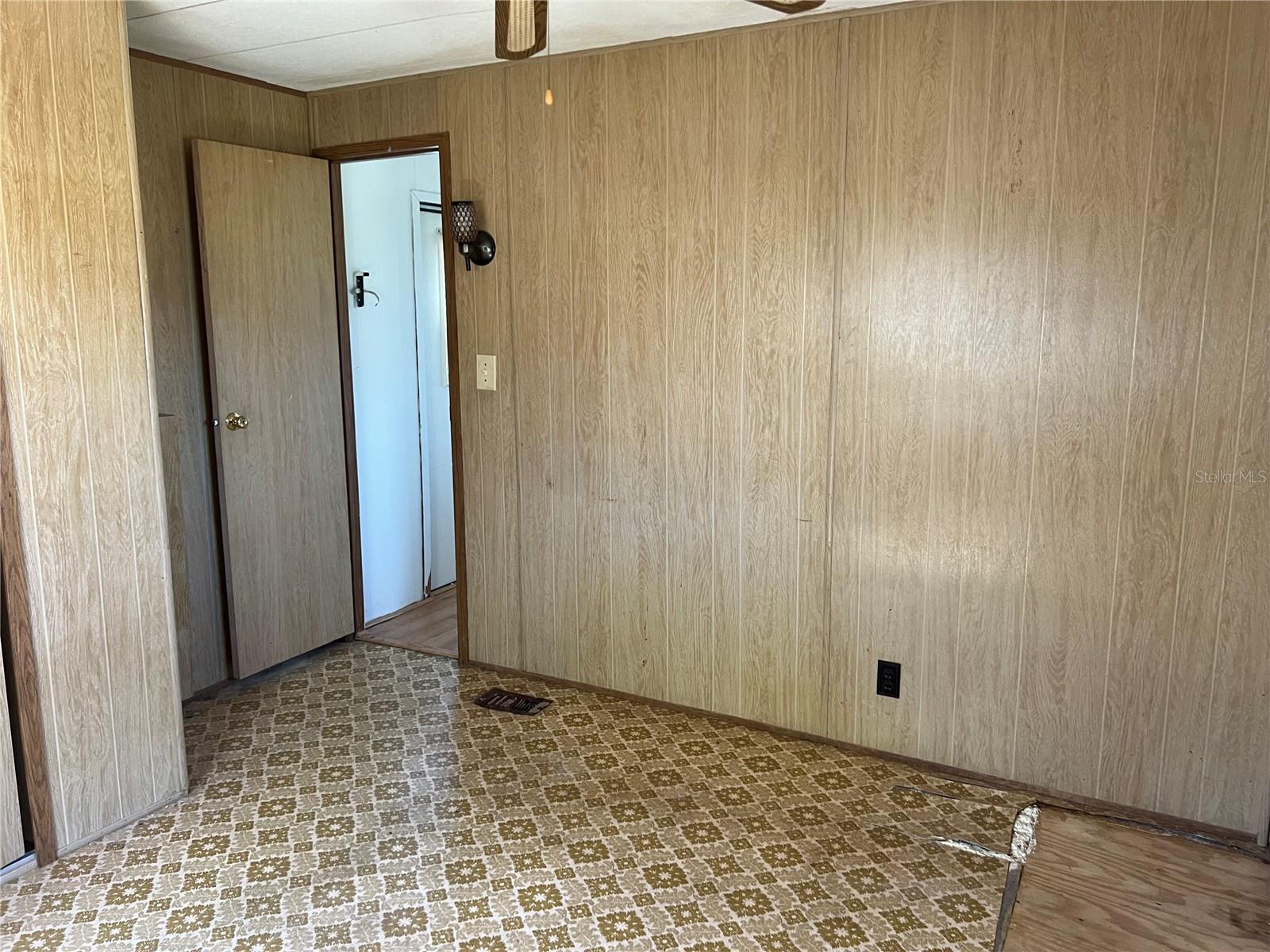 HOLIDAY PARK - Residential