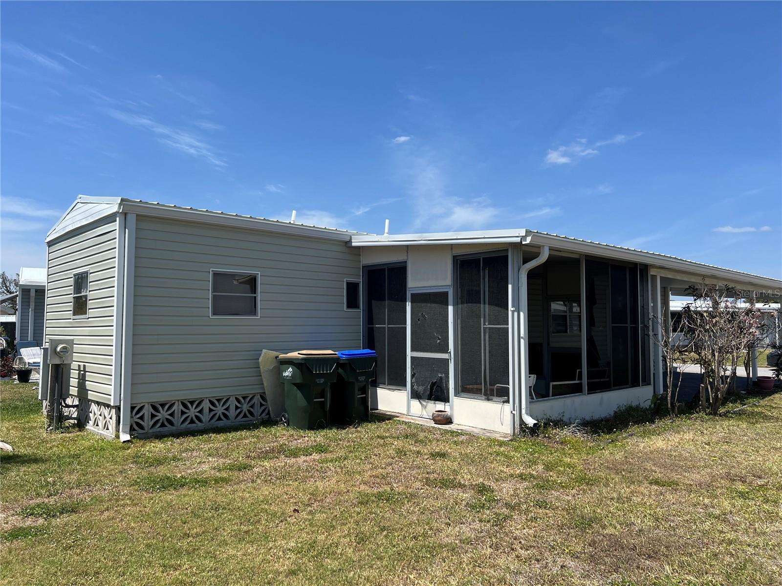 HOLIDAY PARK - Residential