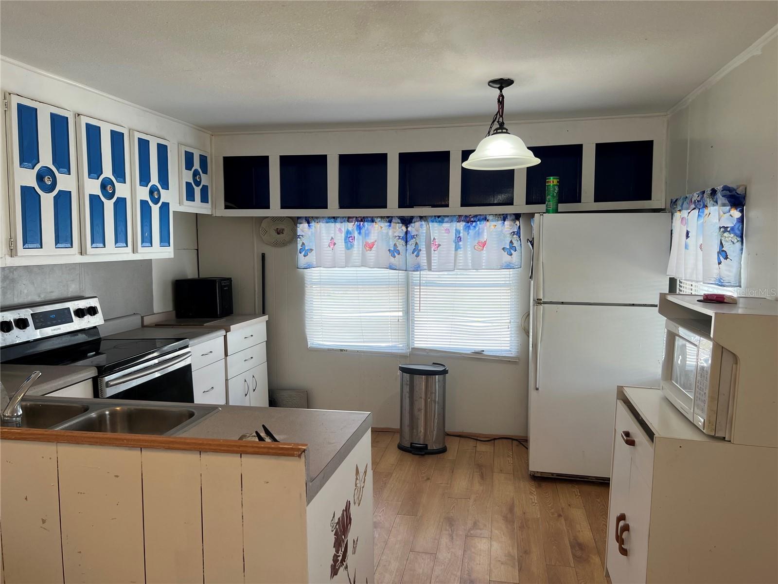HOLIDAY PARK - Residential
