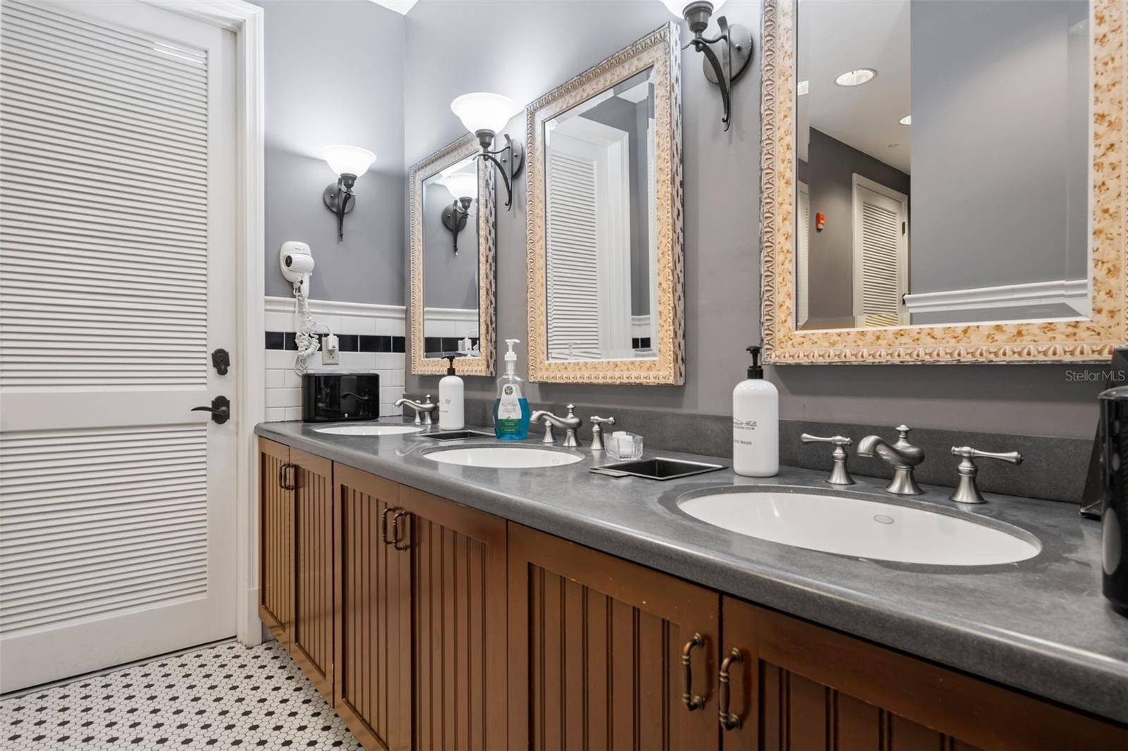 SOUTHERN HILLS PLANTATION PH 2 - Residential