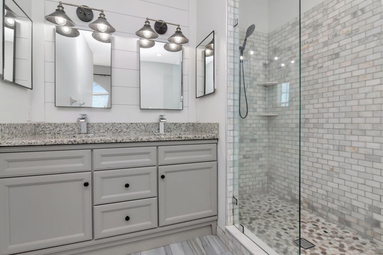 PARK PLACE - Residential