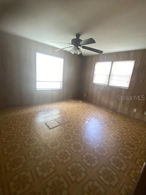 LAKEWOOD PARK - Residential Lease