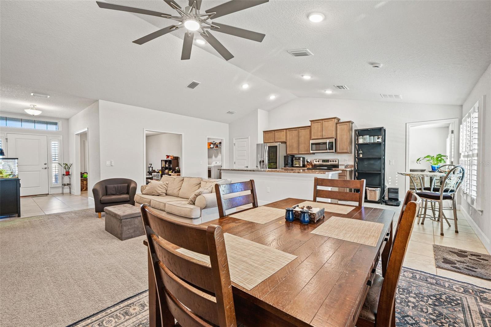 WYNDSOR PLACE - Residential