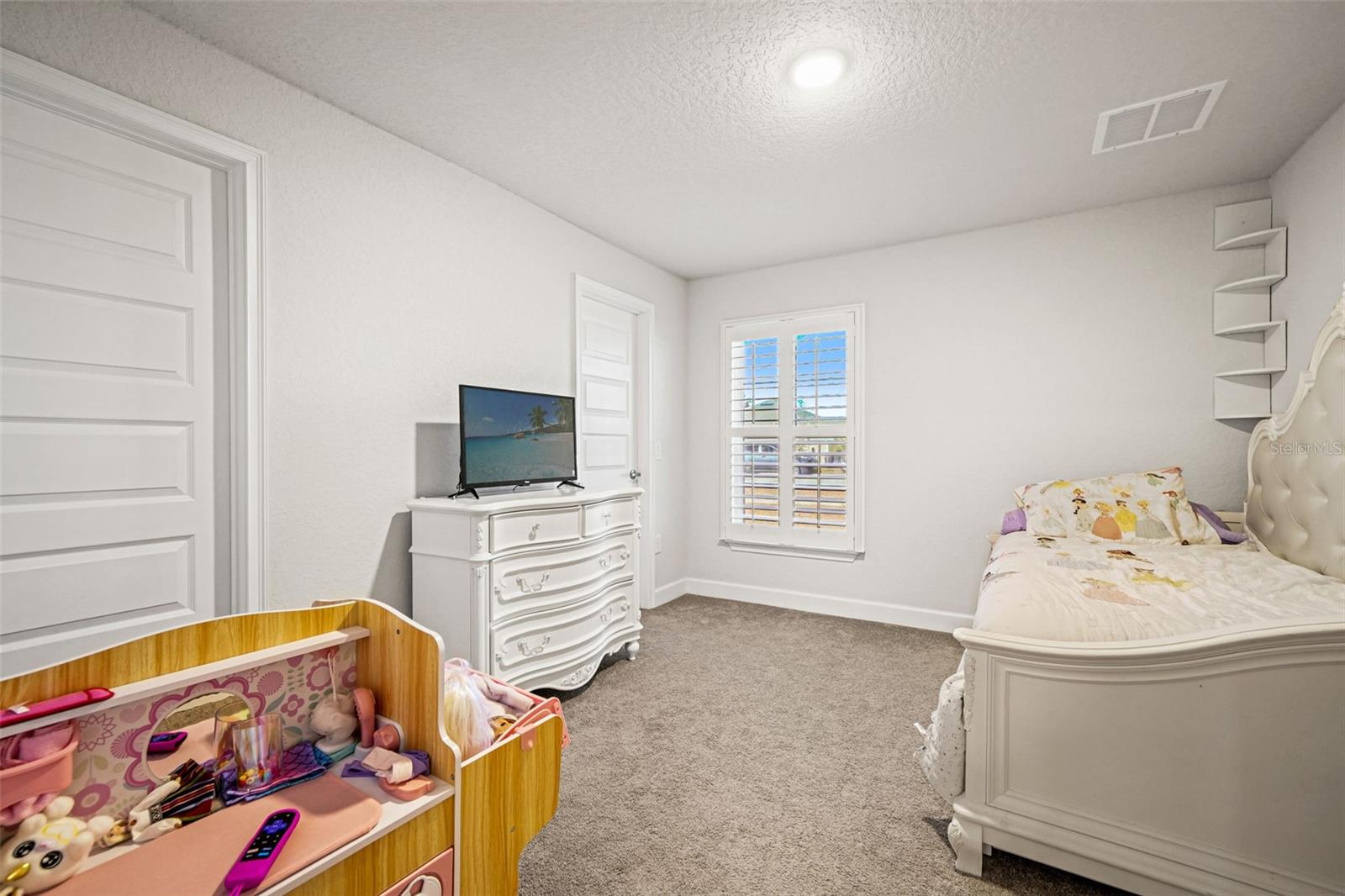 WYNDSOR PLACE - Residential