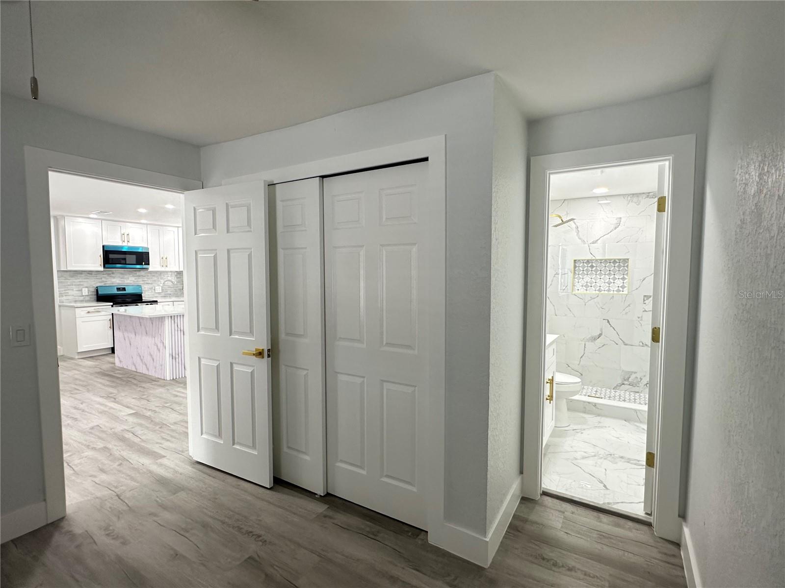 GANDY GARDENS 9 - Residential
