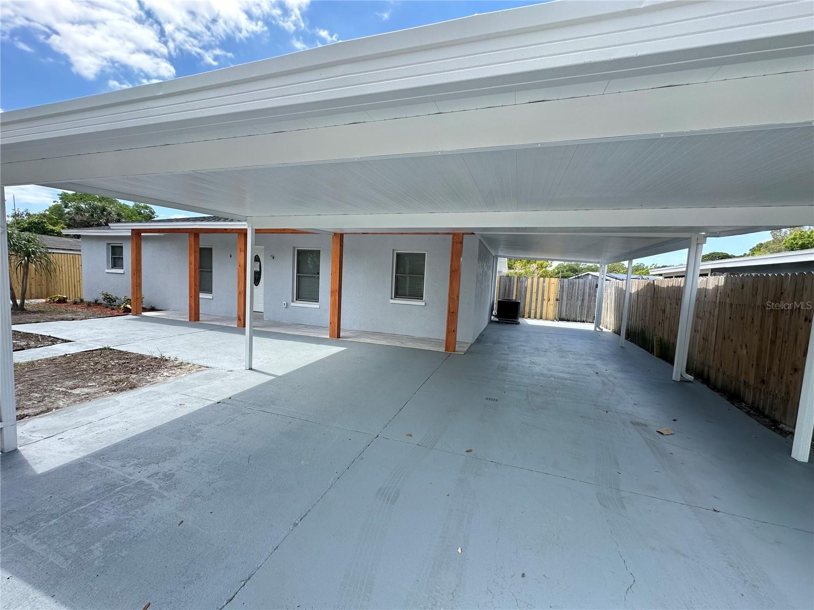 GANDY GARDENS 9 - Residential