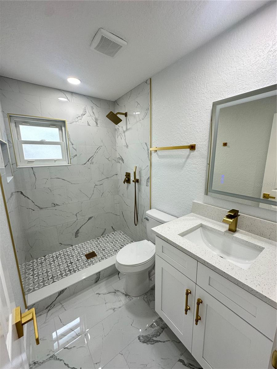 GANDY GARDENS 9 - Residential