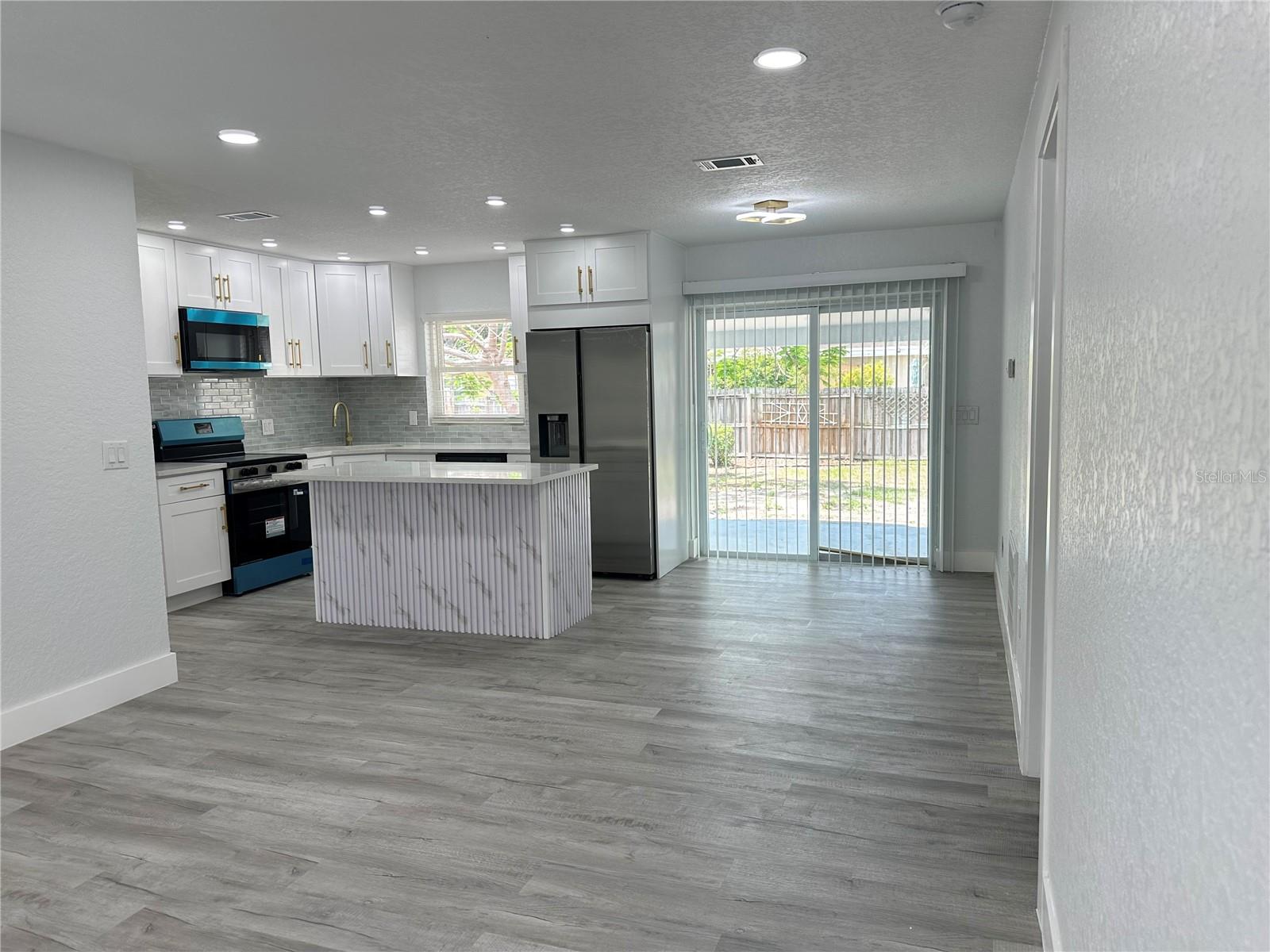 GANDY GARDENS 9 - Residential