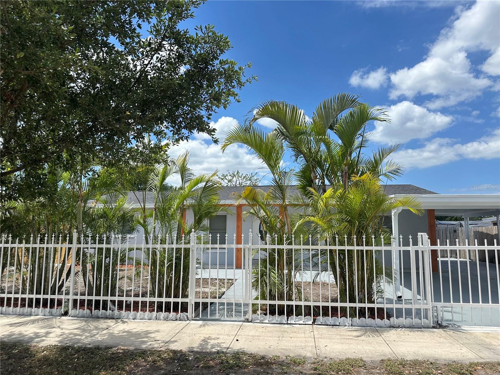 GANDY GARDENS 9 - Residential
