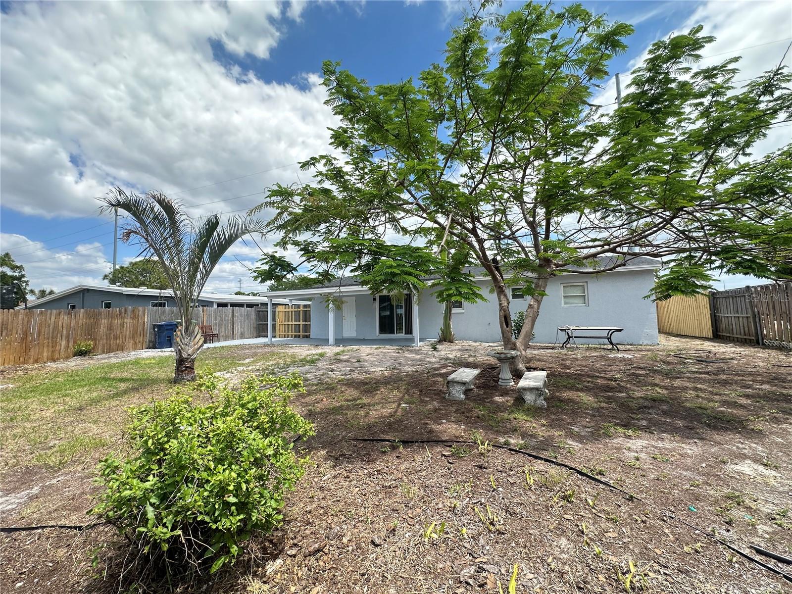GANDY GARDENS 9 - Residential