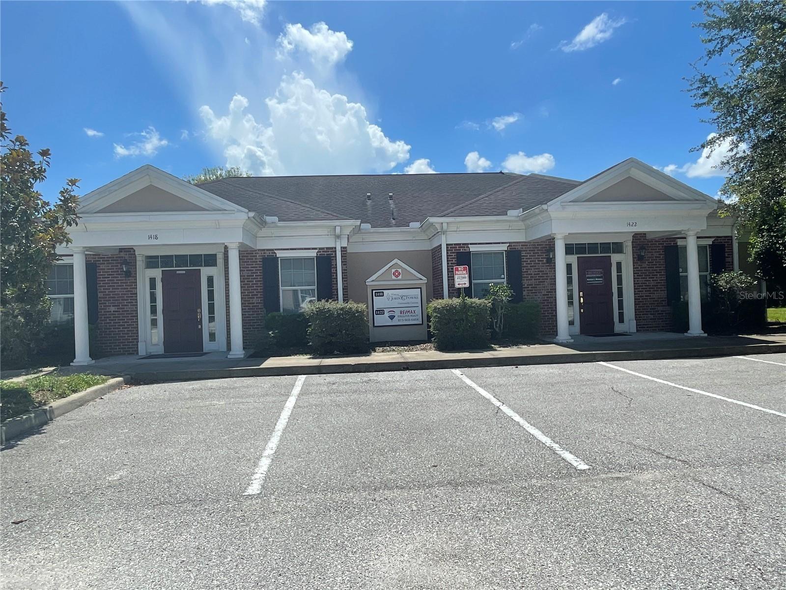 BLOOMINGDALE OAKS EXECUTIVE PA - Commercial Lease