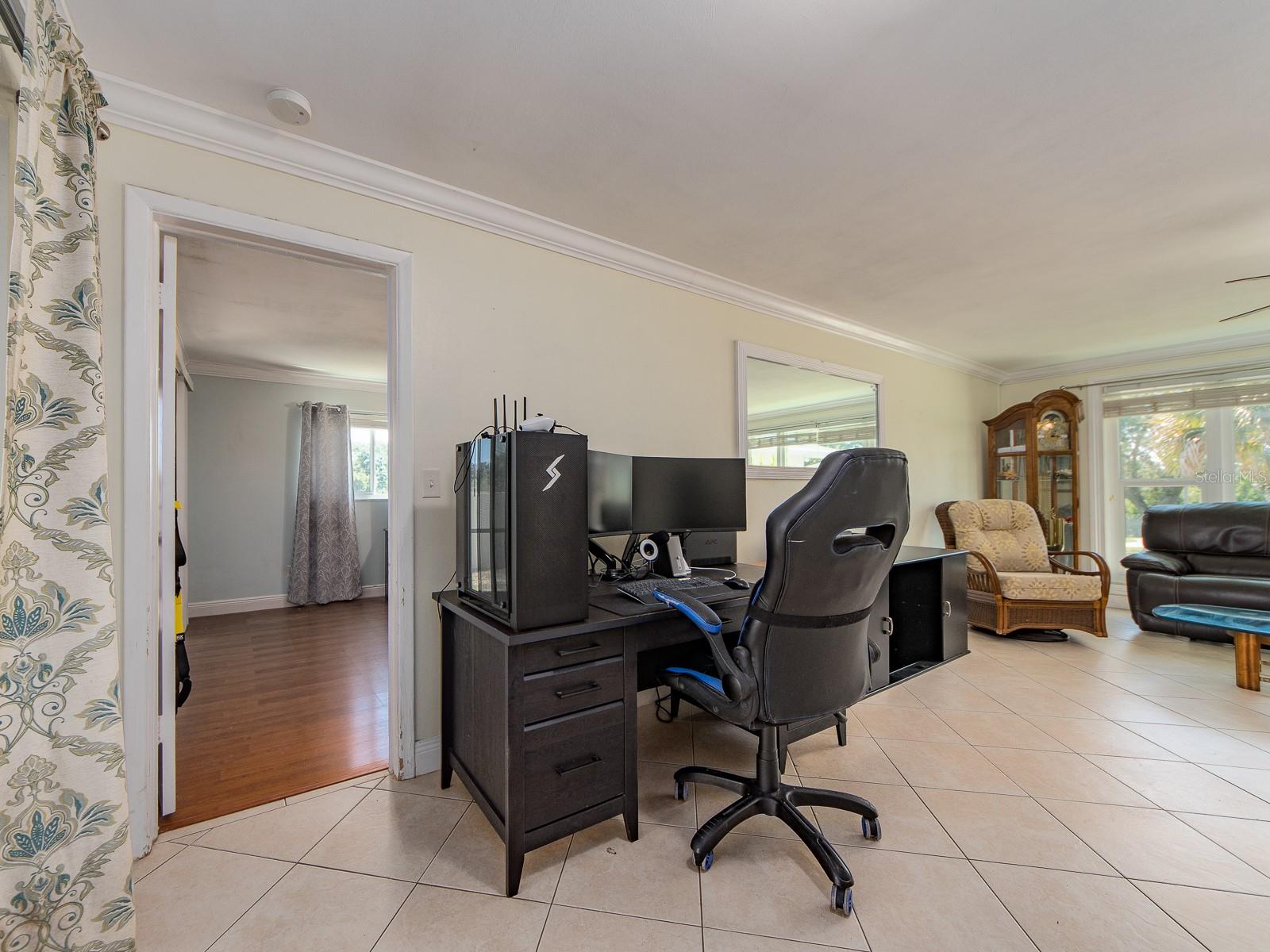 HARBOR HILLS - Residential