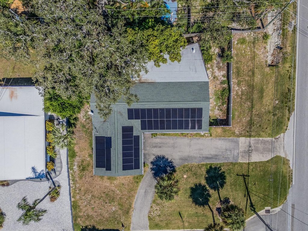 Photo of 3425 High Bluff Drive, Largo, FL 33770 (MLS # TB8437114)