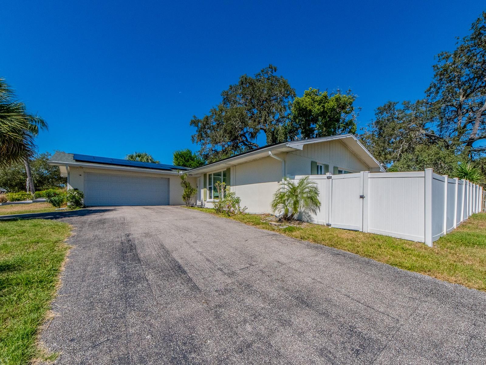 3425 HIGH BLUFF DRIVE
