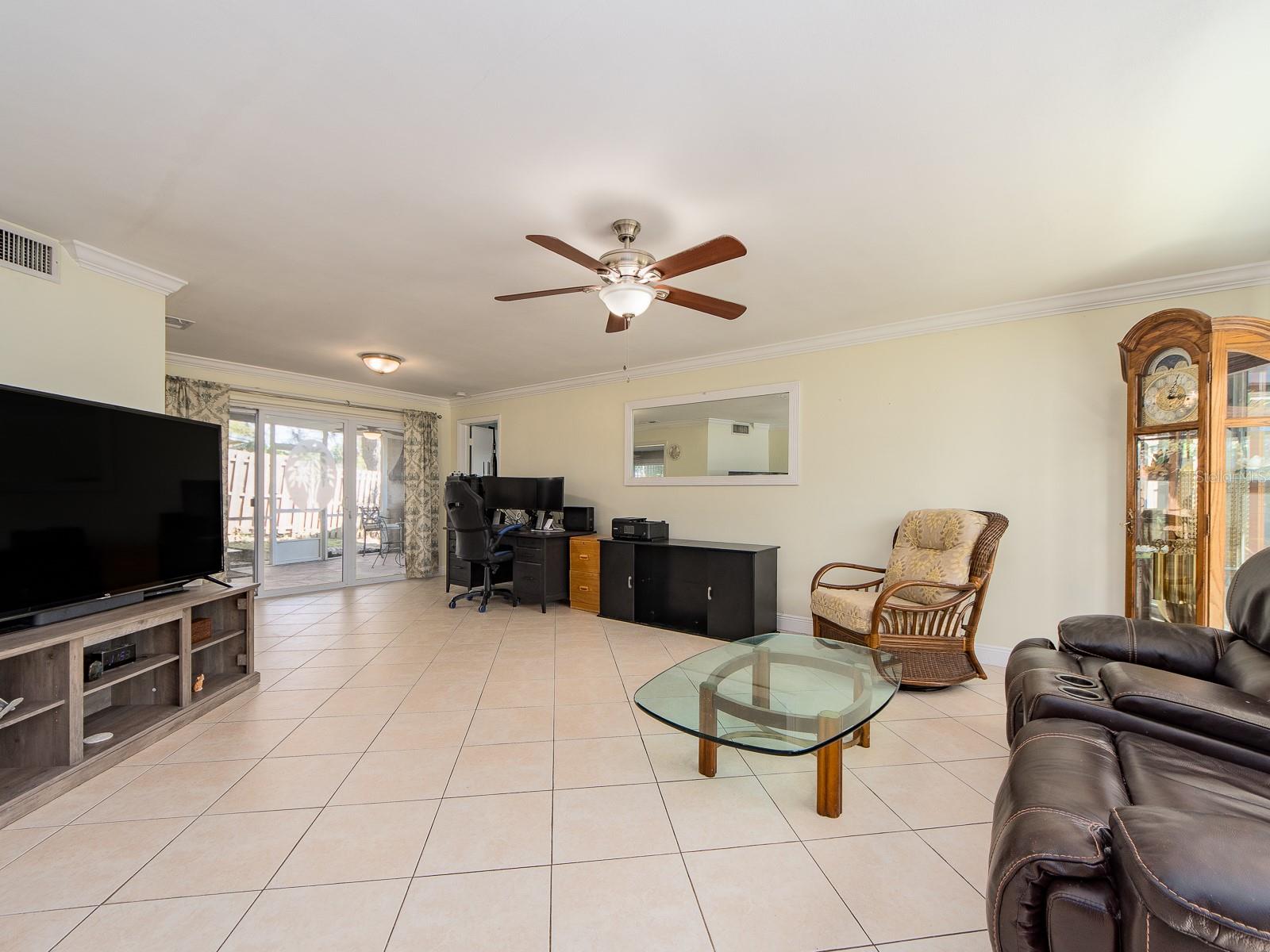 HARBOR HILLS - Residential