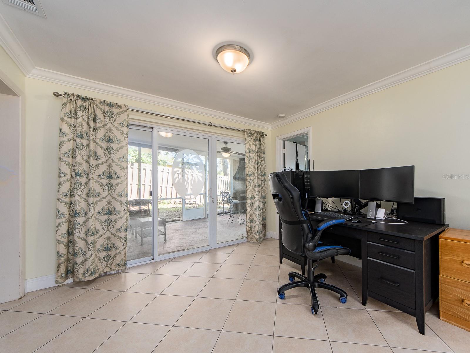 HARBOR HILLS - Residential