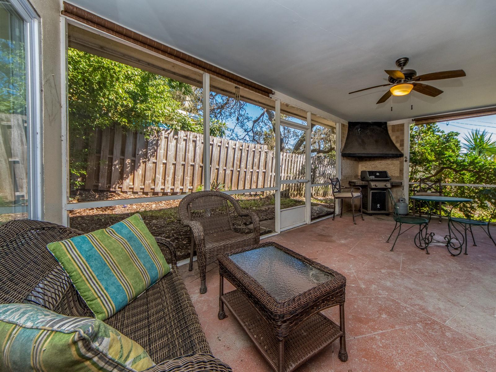 HARBOR HILLS - Residential