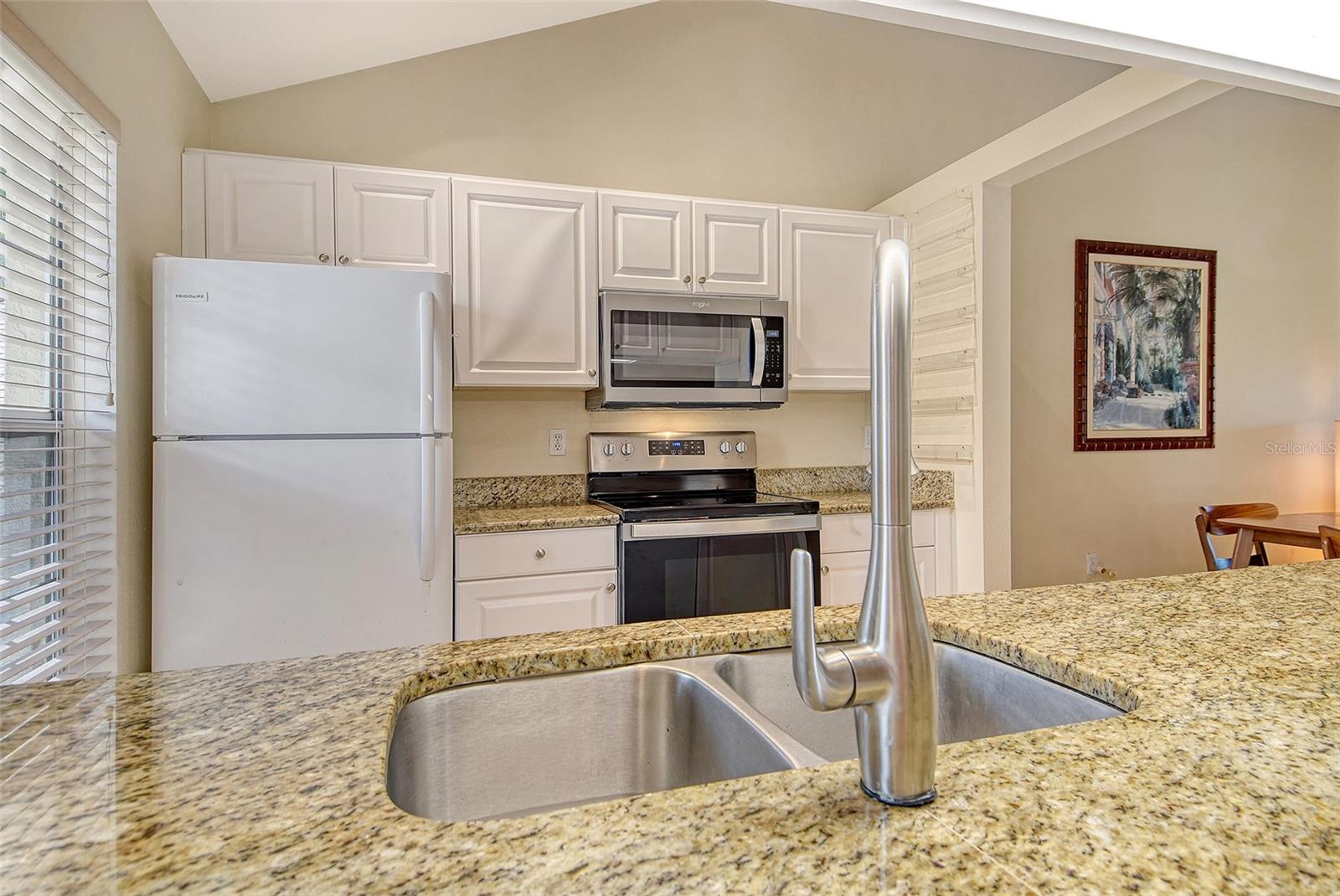 PINESTONE AT PALMER RANCH - Residential Lease