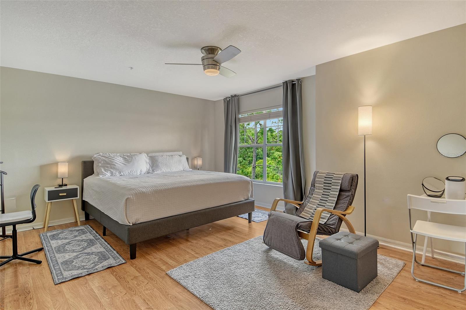 PINESTONE AT PALMER RANCH - Residential Lease