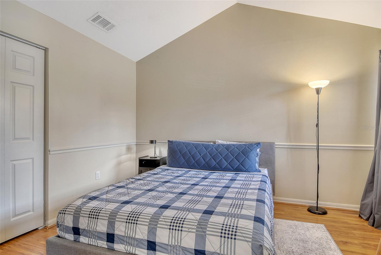 PINESTONE AT PALMER RANCH - Residential Lease