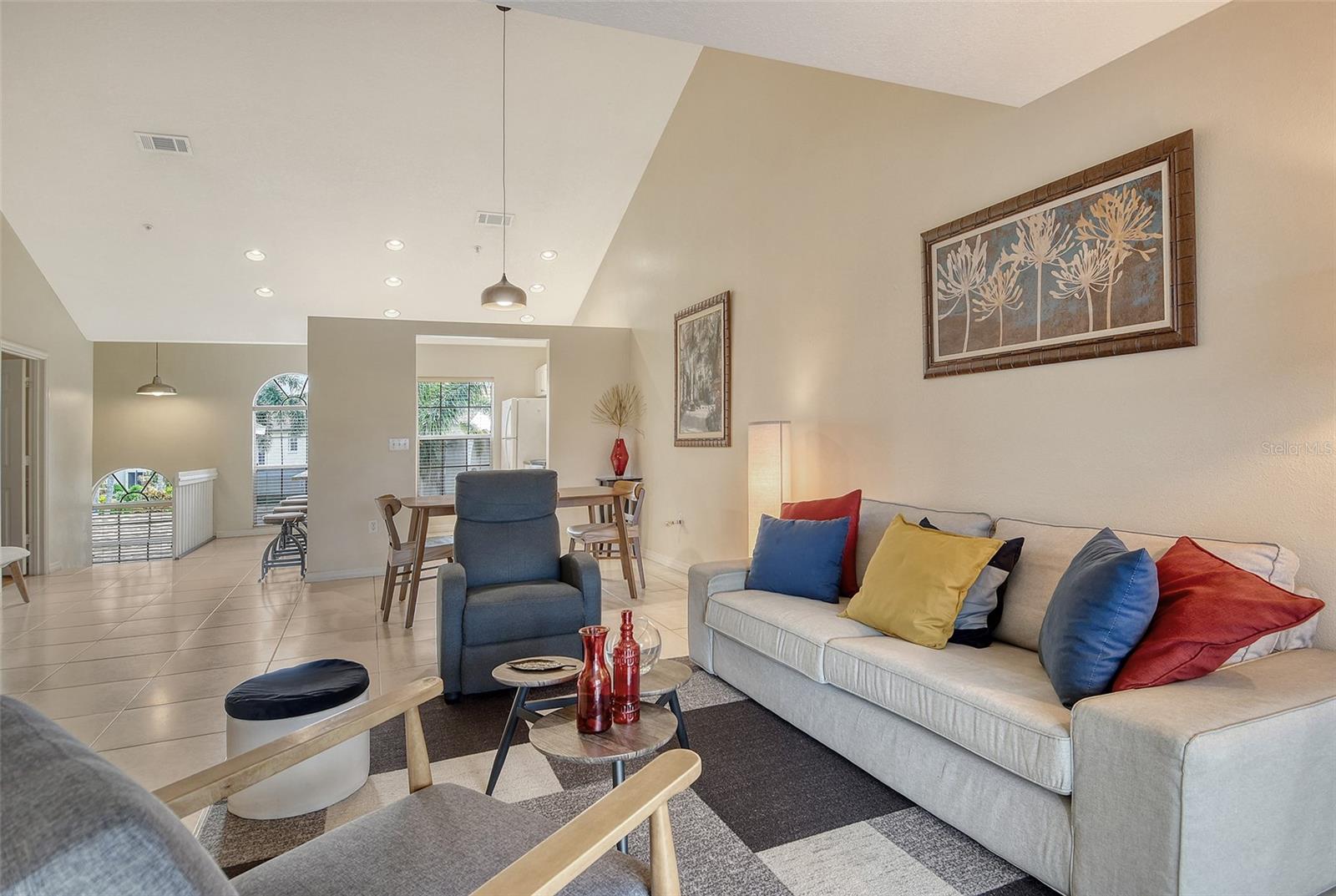 PINESTONE AT PALMER RANCH - Residential Lease