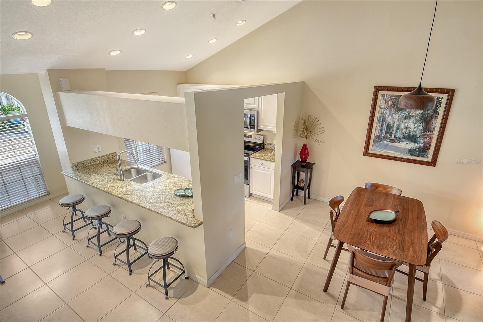 PINESTONE AT PALMER RANCH - Residential Lease