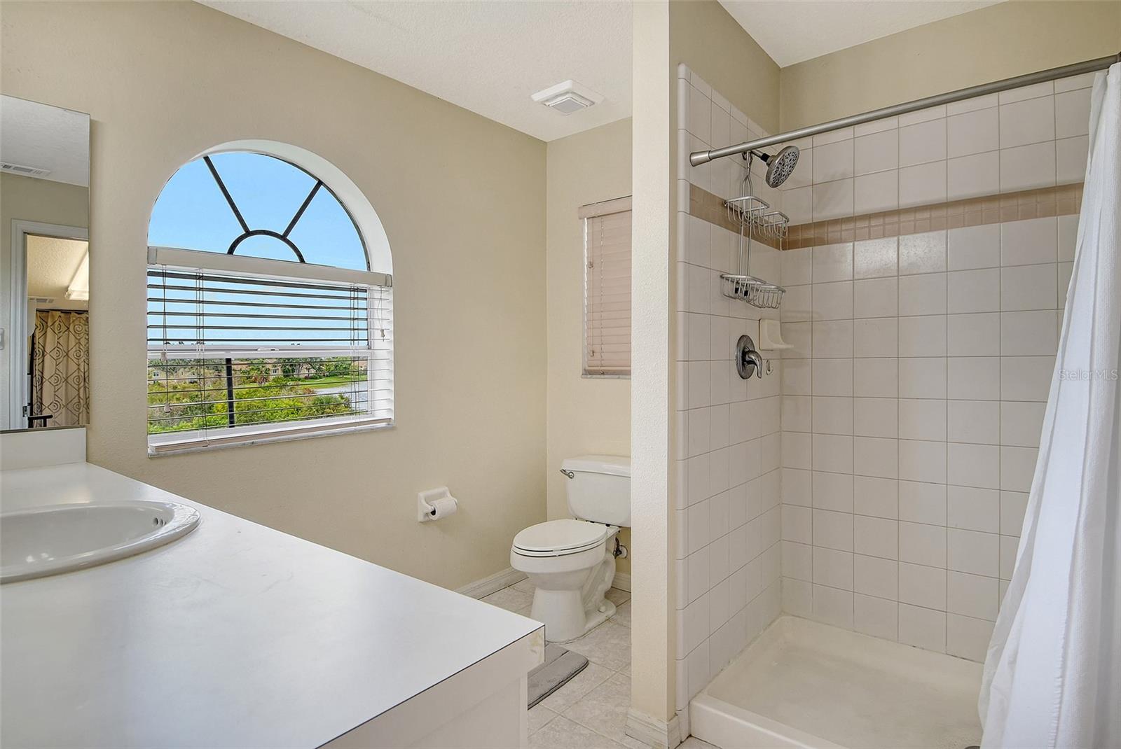 PINESTONE AT PALMER RANCH - Residential Lease