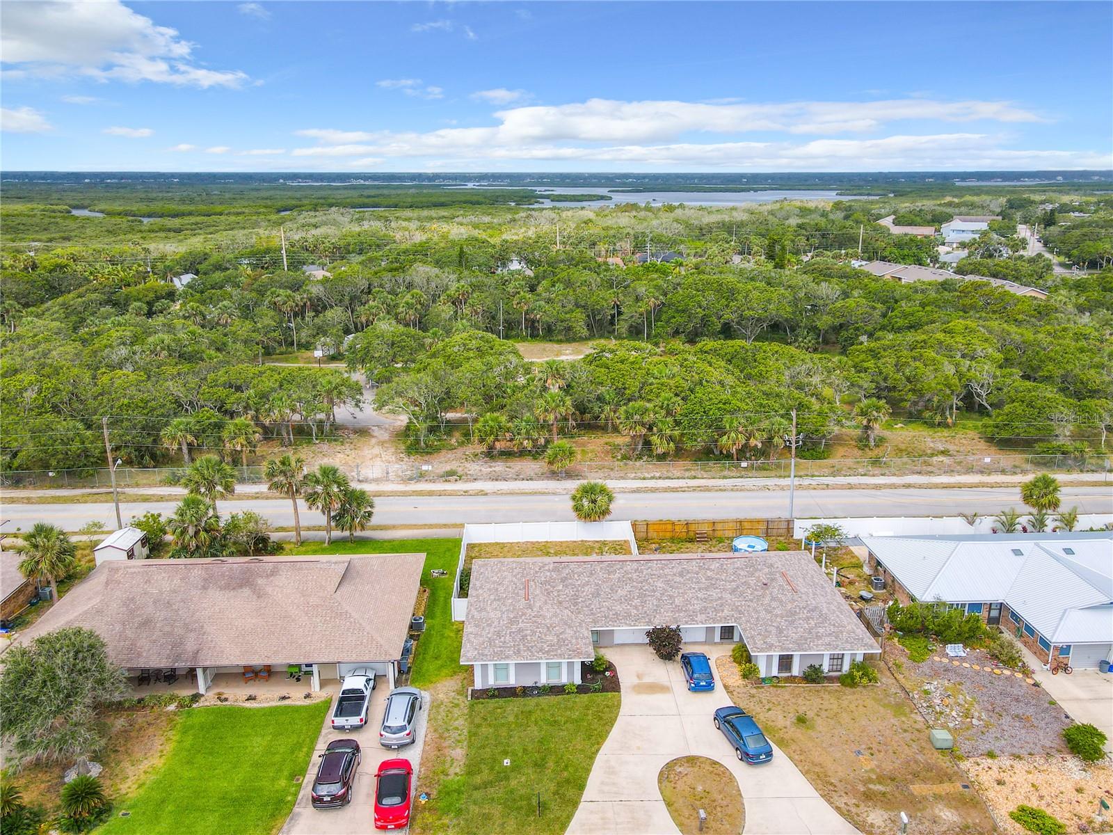 3828 SANDSTONE COURT
