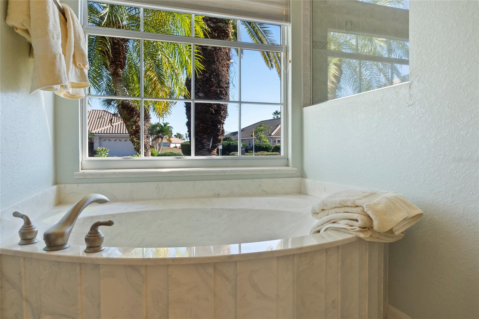 BOBCAT TRAIL - Residential