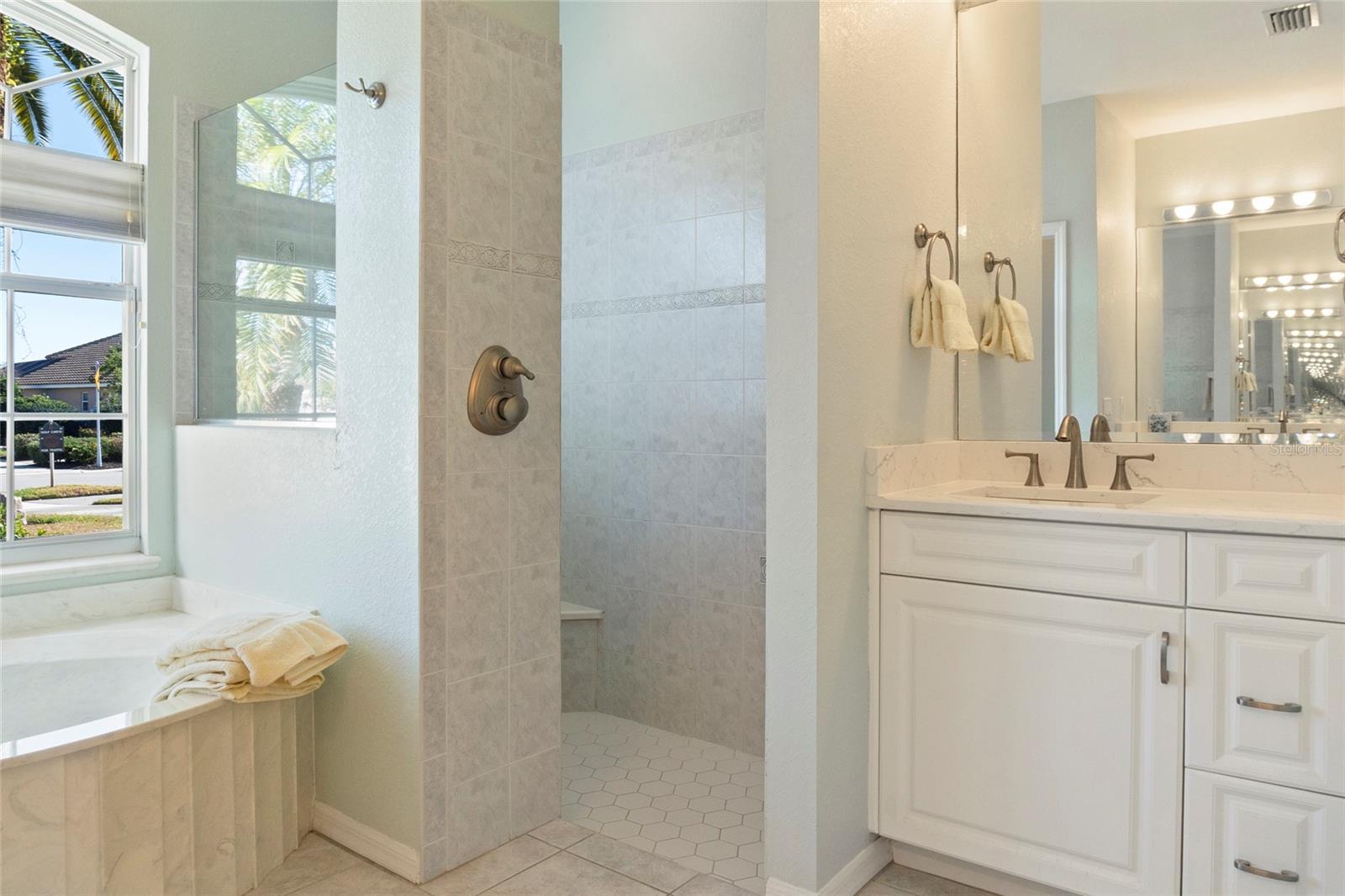 BOBCAT TRAIL - Residential