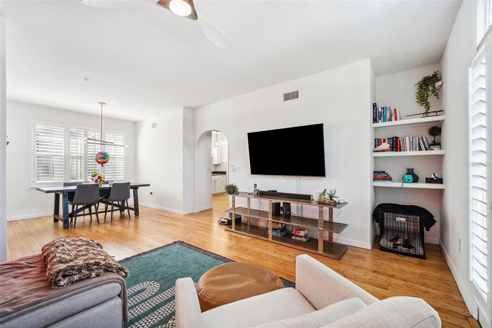 HARBOUR PLACE CITY HOMES A CON - Residential