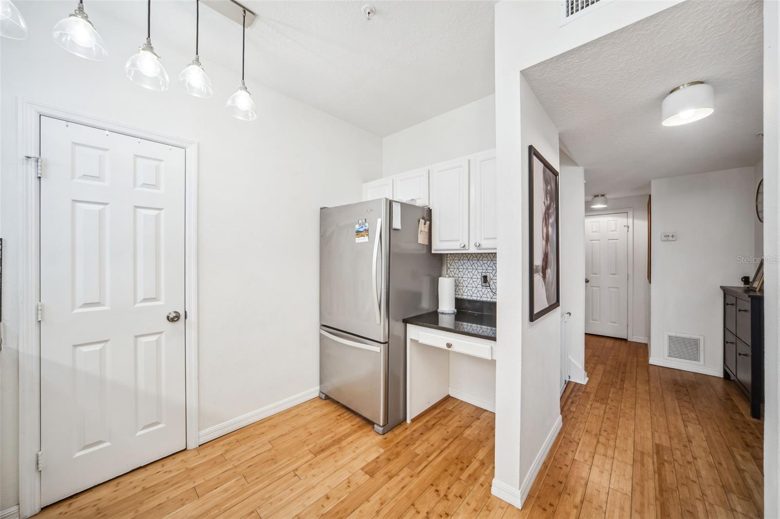 HARBOUR PLACE CITY HOMES A CON - Residential