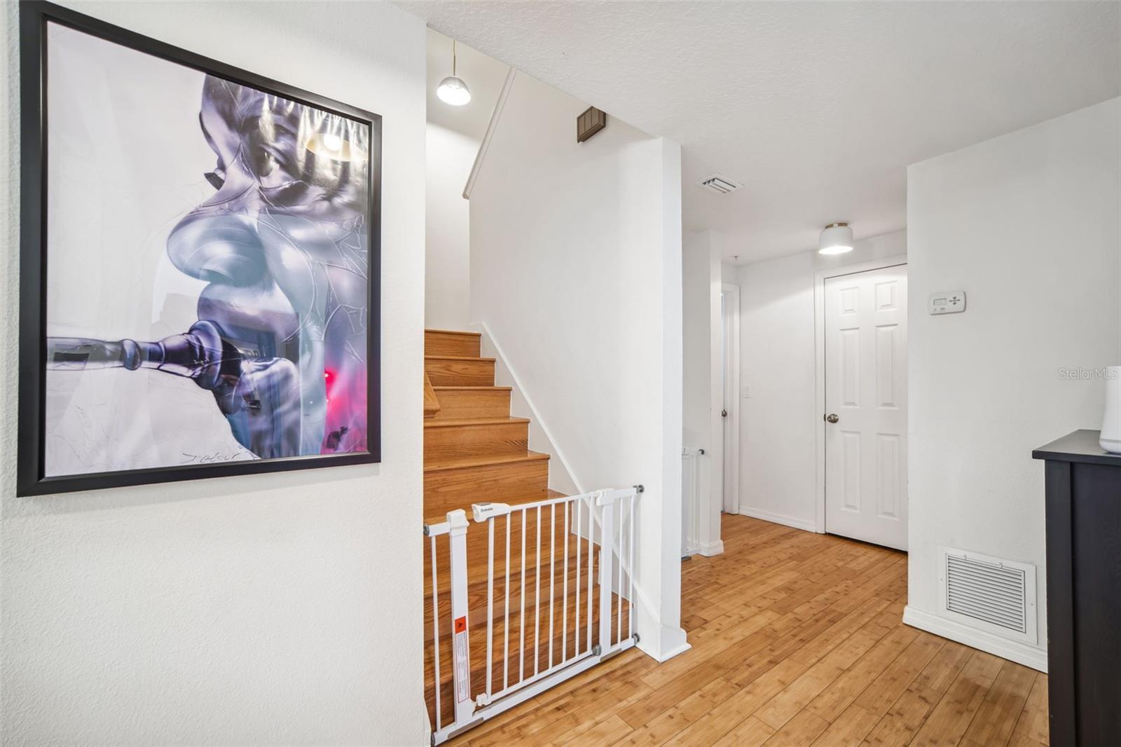 HARBOUR PLACE CITY HOMES A CON - Residential