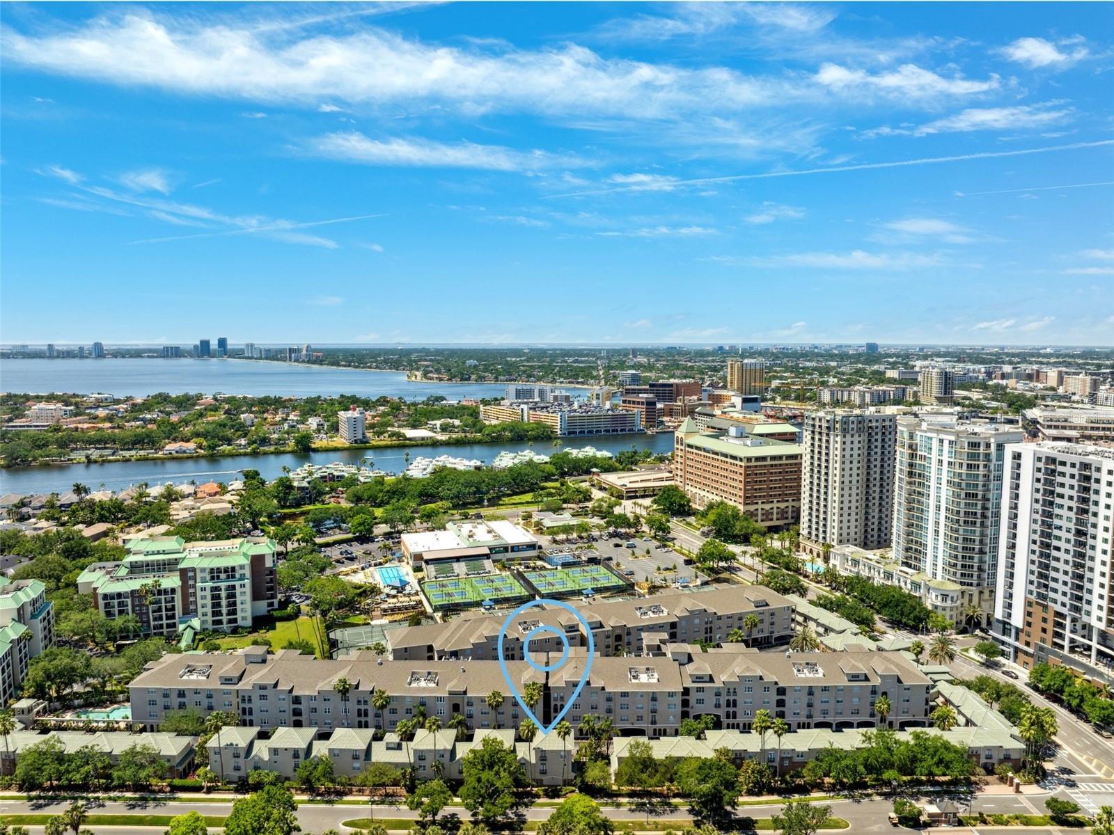 HARBOUR PLACE CITY HOMES A CON - Residential
