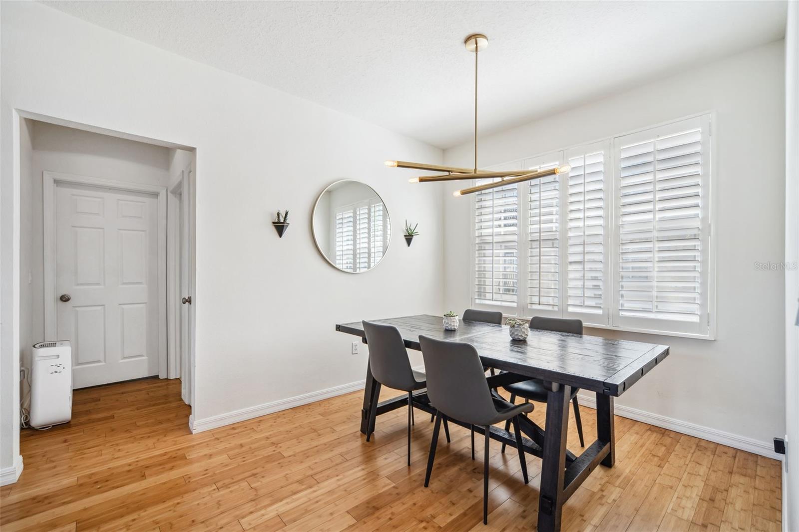 HARBOUR PLACE CITY HOMES A CON - Residential