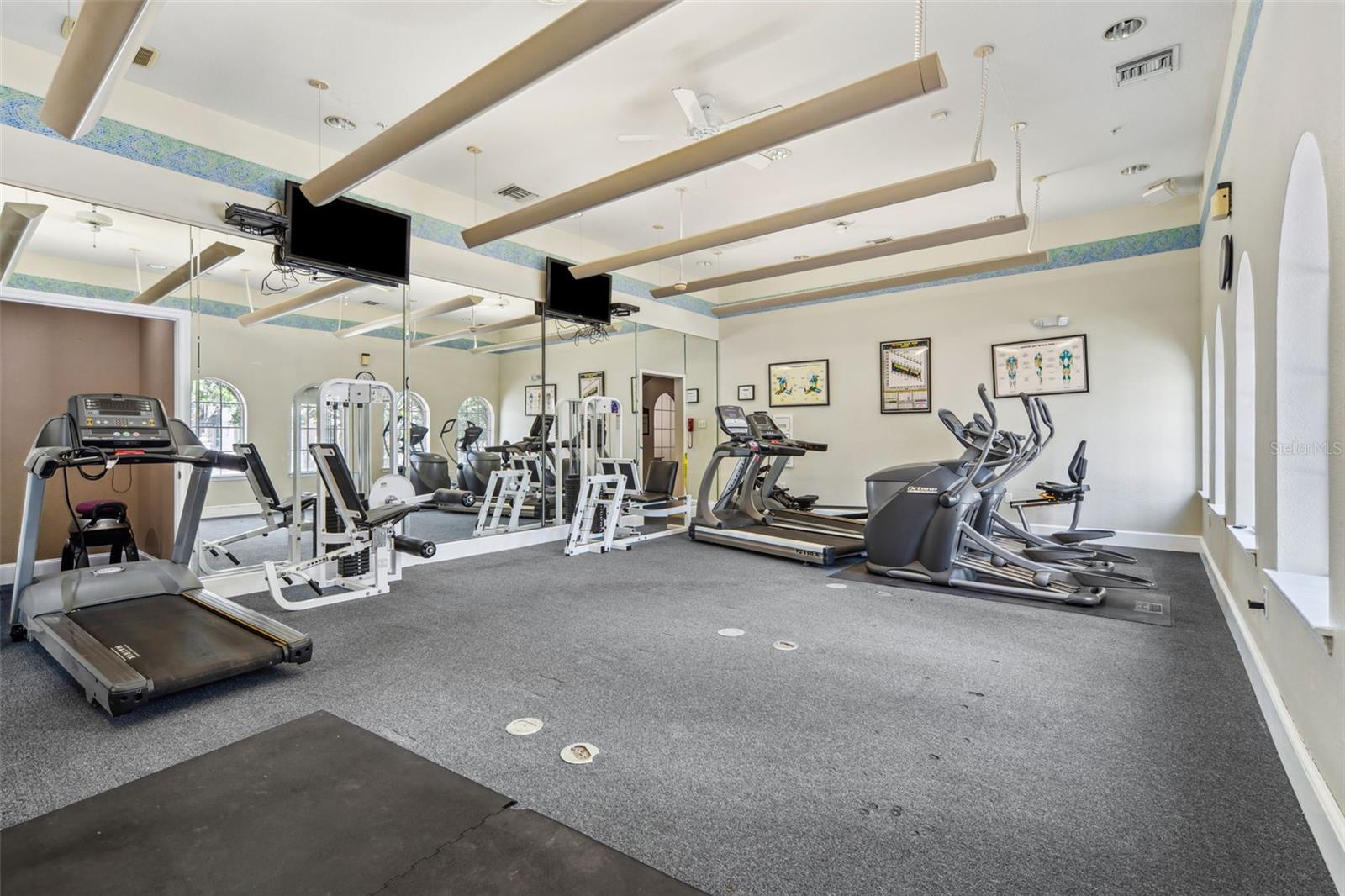 HARBOUR PLACE CITY HOMES A CON - Residential