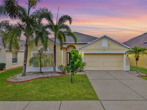 427 STONE BRIAR DRIVE RUSKIN FL 33570