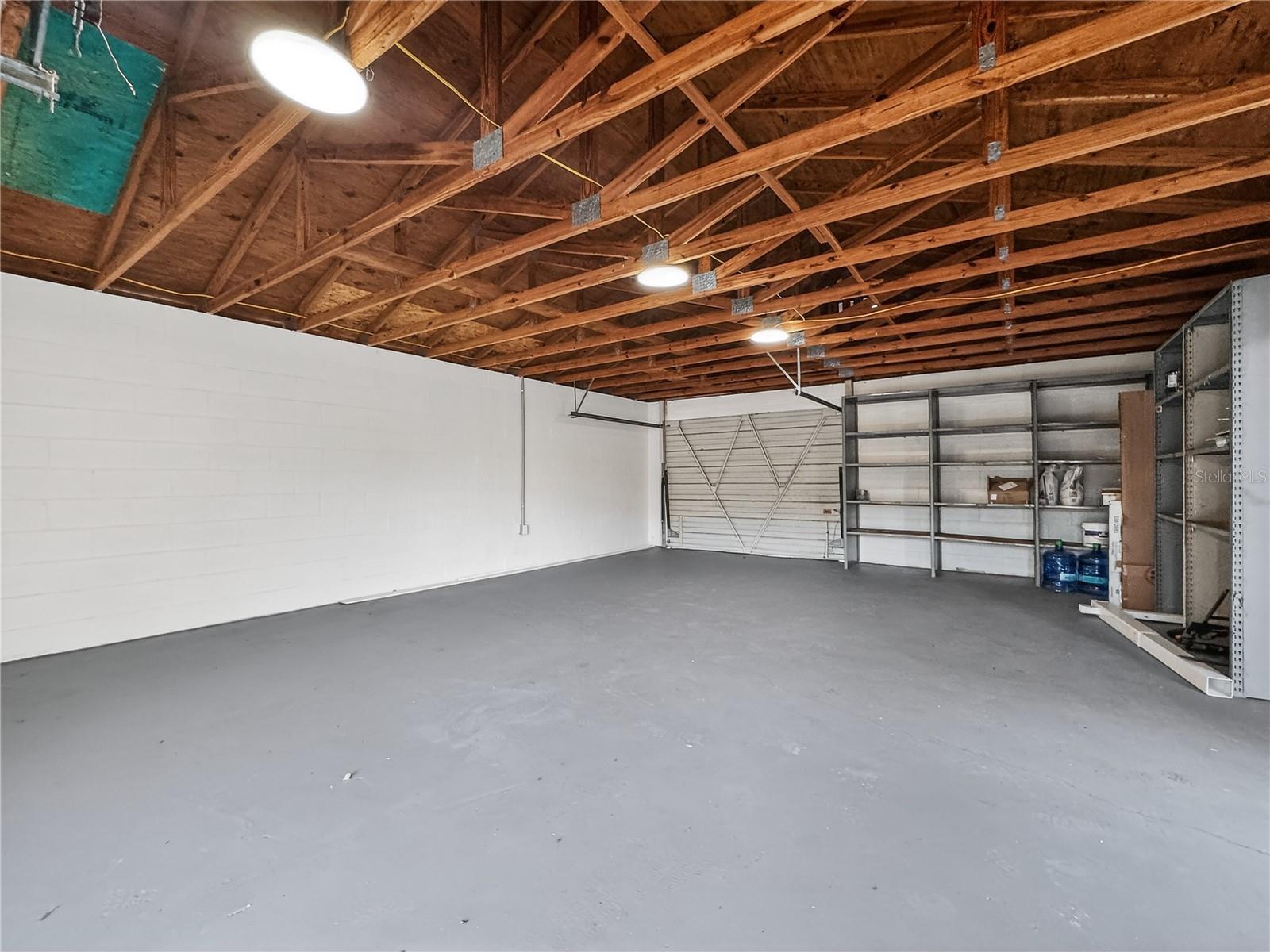 WHISPERING HILLS GOLF ESTATES - Residential