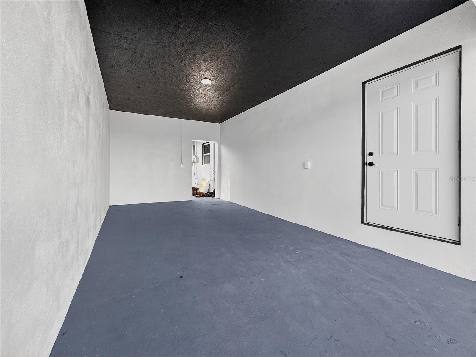 WHISPERING HILLS GOLF ESTATES - Residential