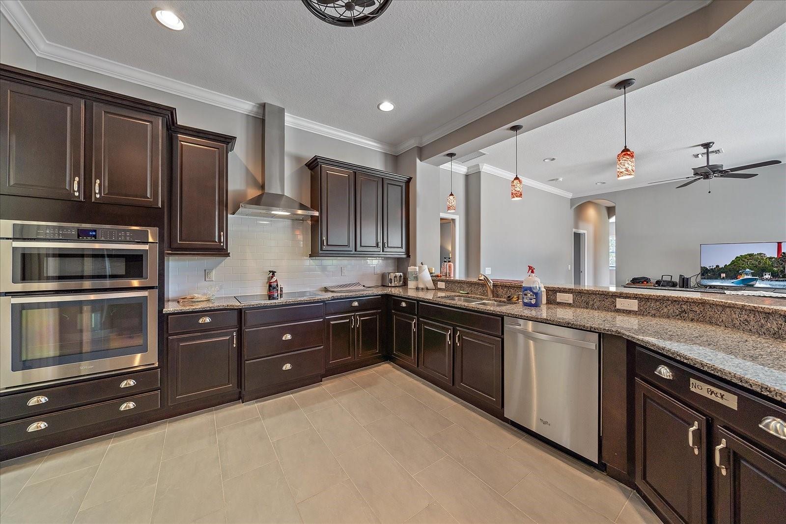 ENCLAVE AT COUNTRY MEADOWS - Residential