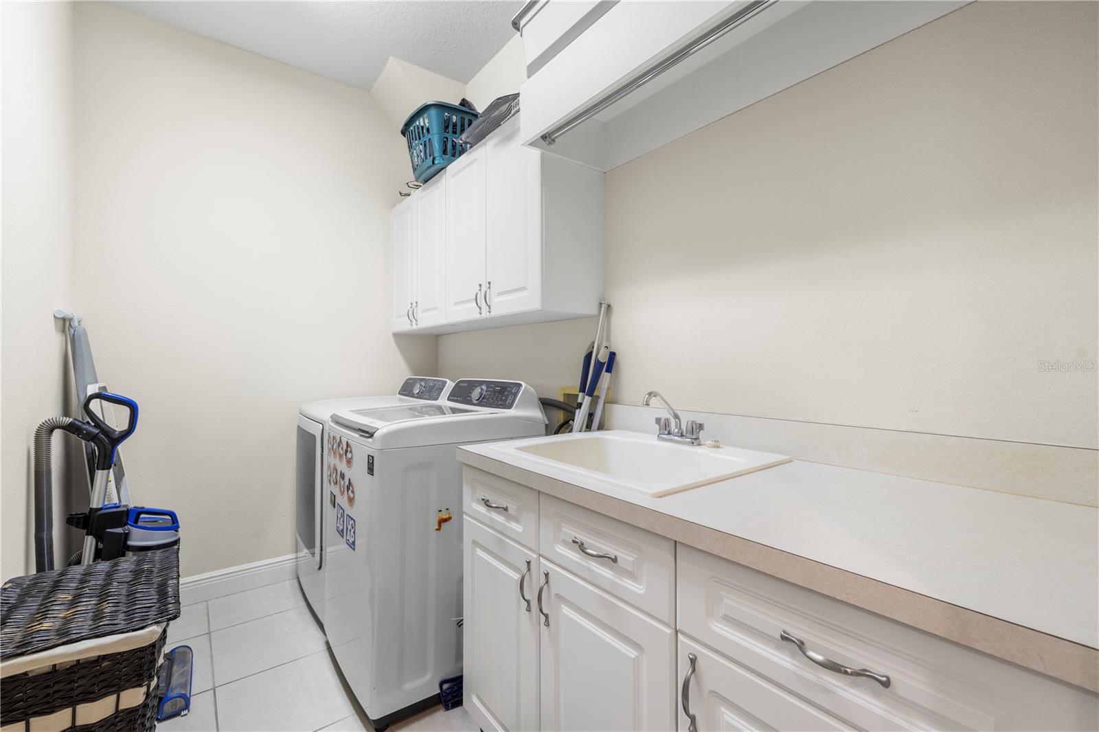 WATERCHASE PH 3 - Residential