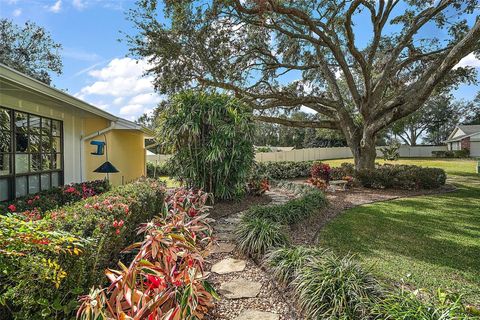 A home in EUSTIS