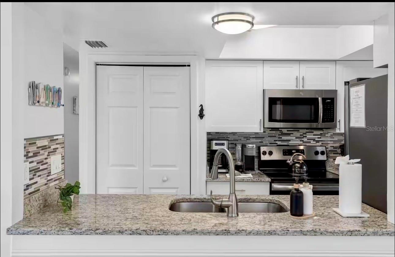 CRYSTAL BEACH REV - Residential