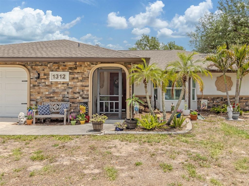 Photo of 1312 Guardian Drive, Venice, FL 34292 (MLS # N6144004)