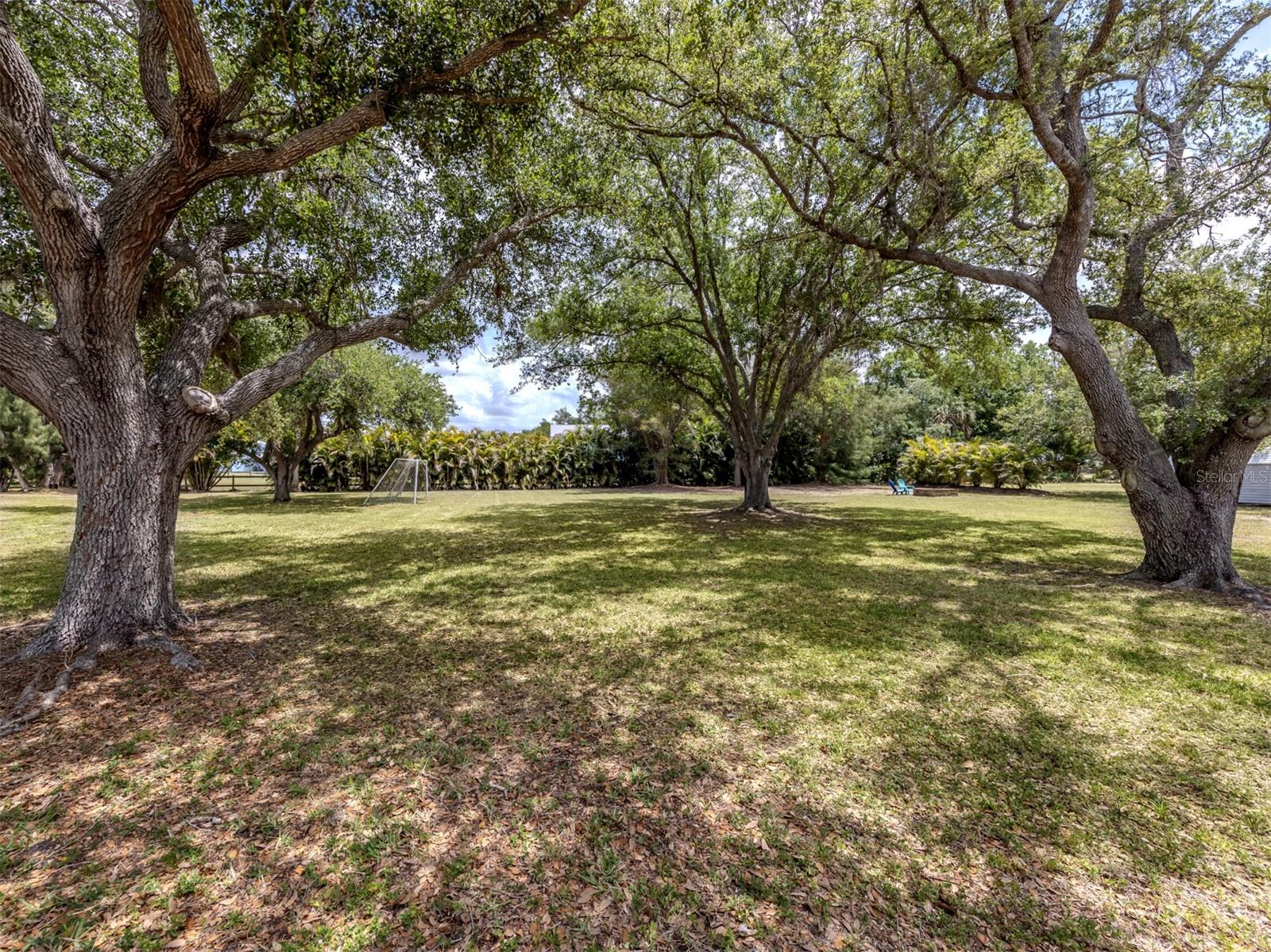 VENICE ACRES - Residential