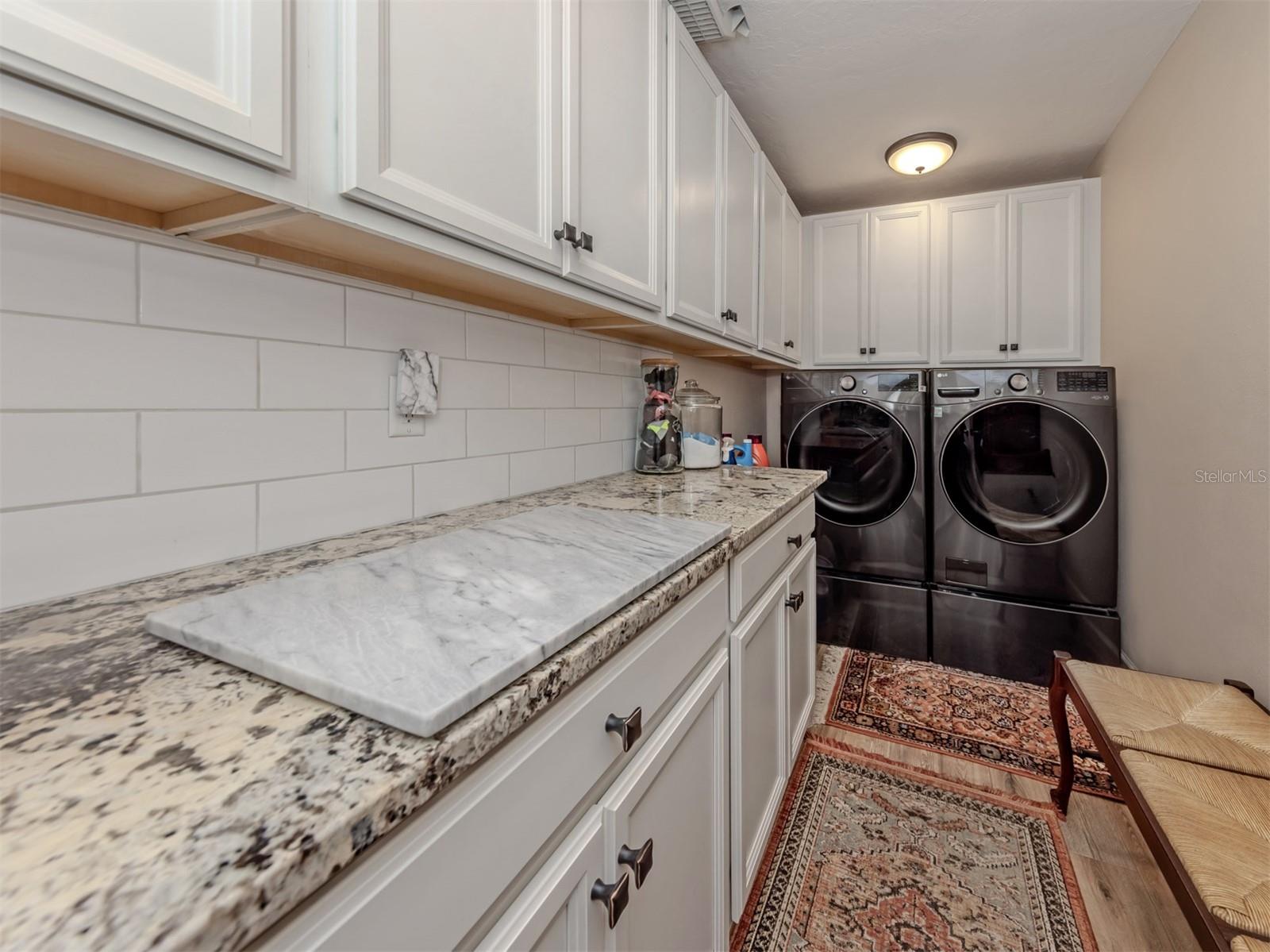 VENICE ACRES - Residential