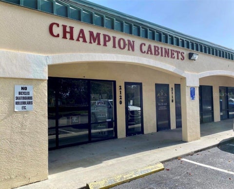 Photo of 2120 Manatee Avenue E, Bradenton, FL 34208 (MLS # A4708270)